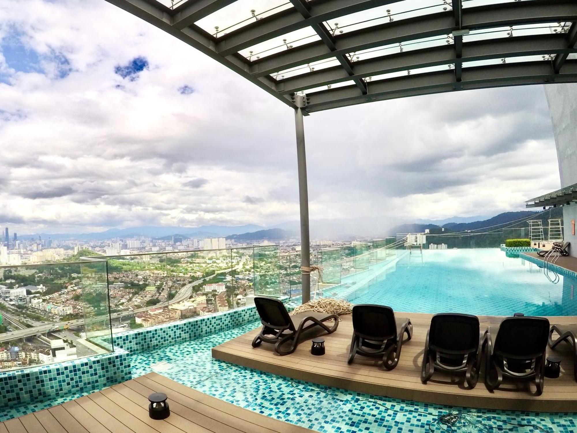 Pangsapuri Ekocheras Suites, 1-5 Pax